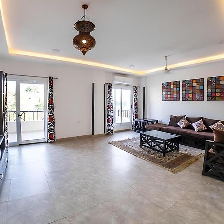 Royal Home Luxor Nile View المظهر الخارجي الصورة