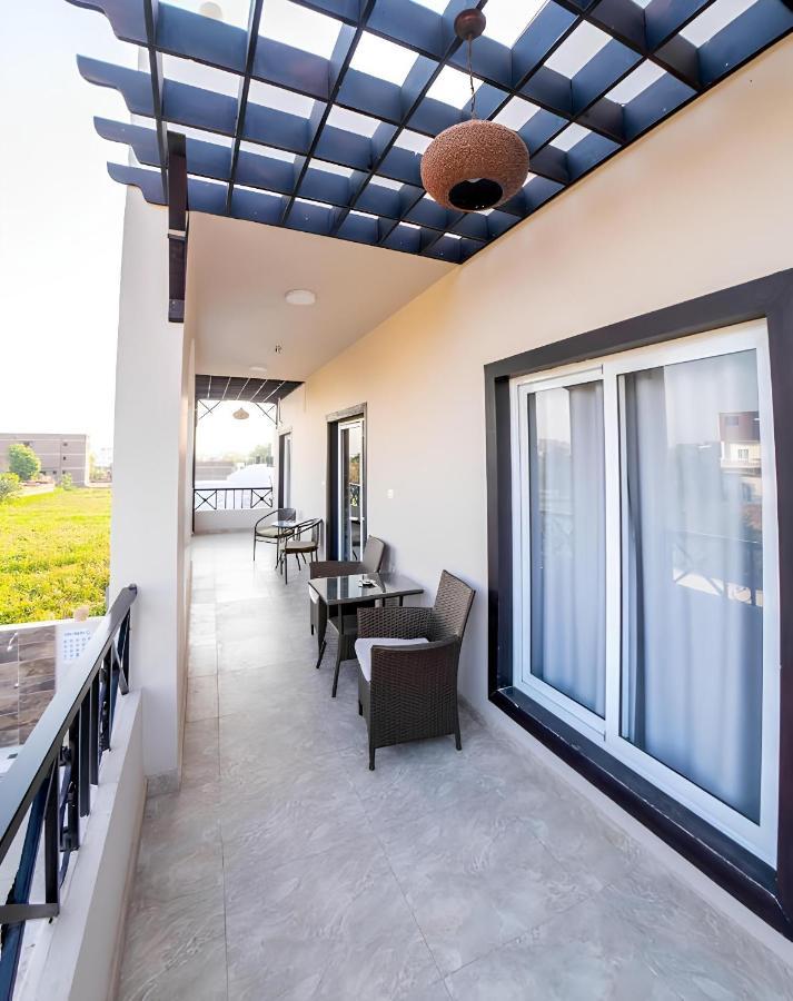 Royal Home Luxor Nile View المظهر الخارجي الصورة